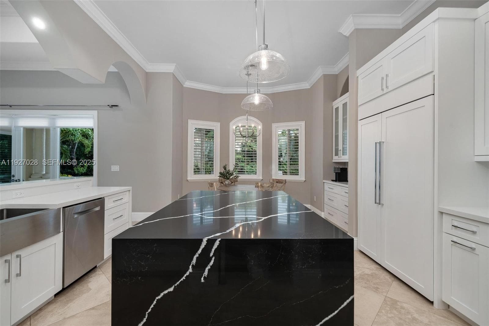 6890 SW 94th St, Pinecrest FL 33156 — 5