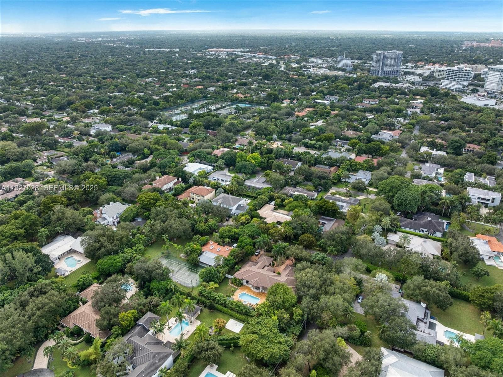 6890 SW 94th St, Pinecrest FL 33156 — 86