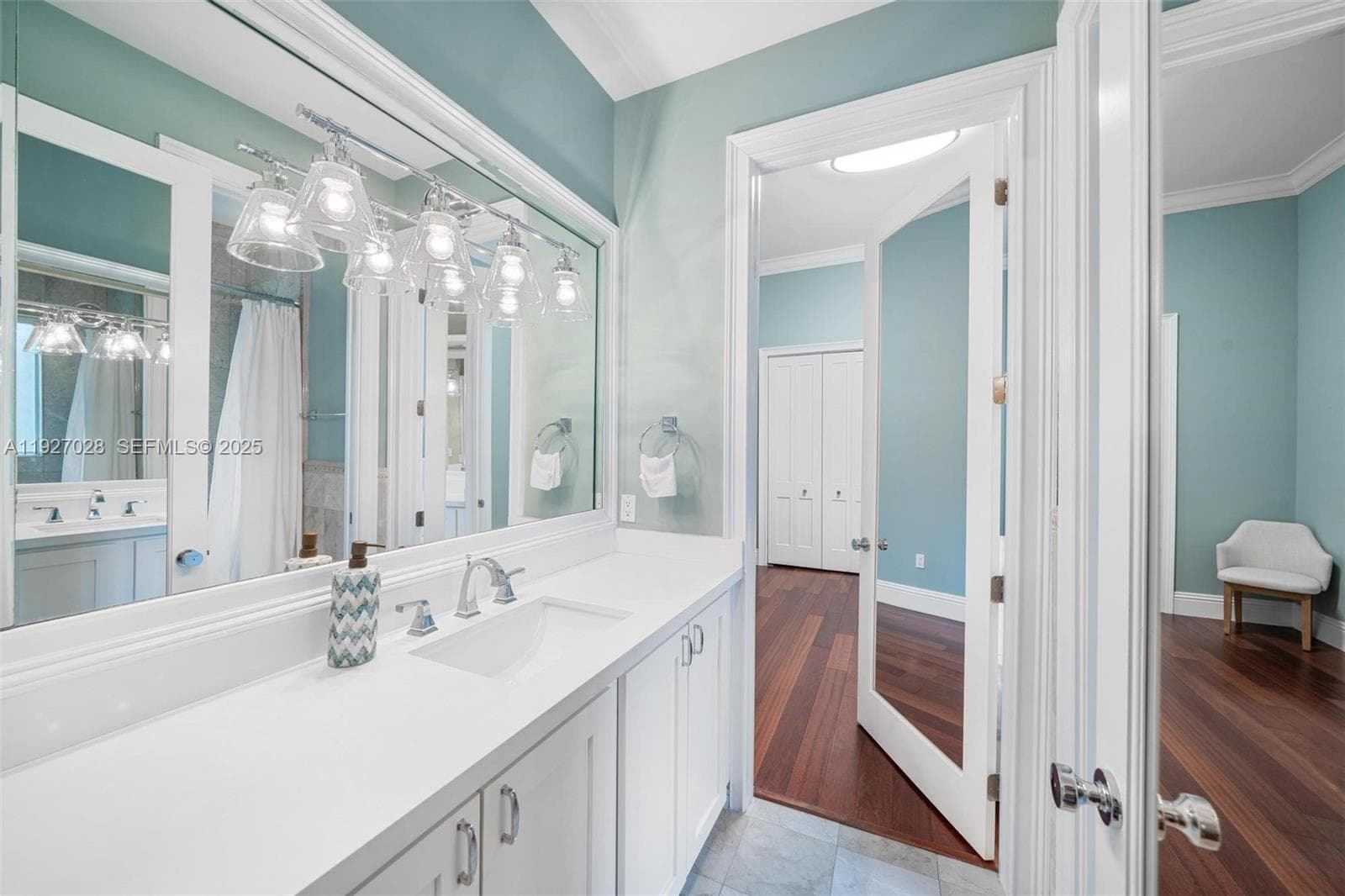 6890 SW 94th St, Pinecrest FL 33156 — 54