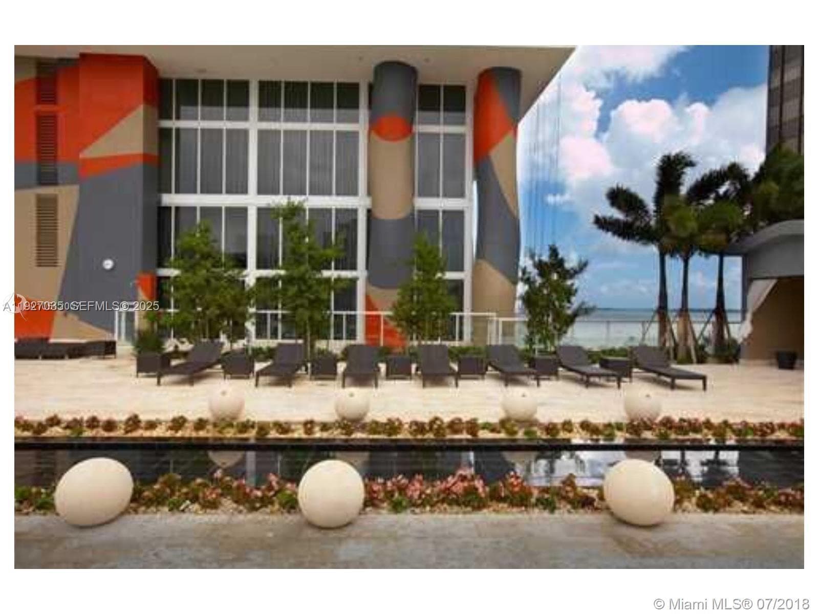 50 BISCAYNE BLVD # 1703, Miami FL 33132 — 33