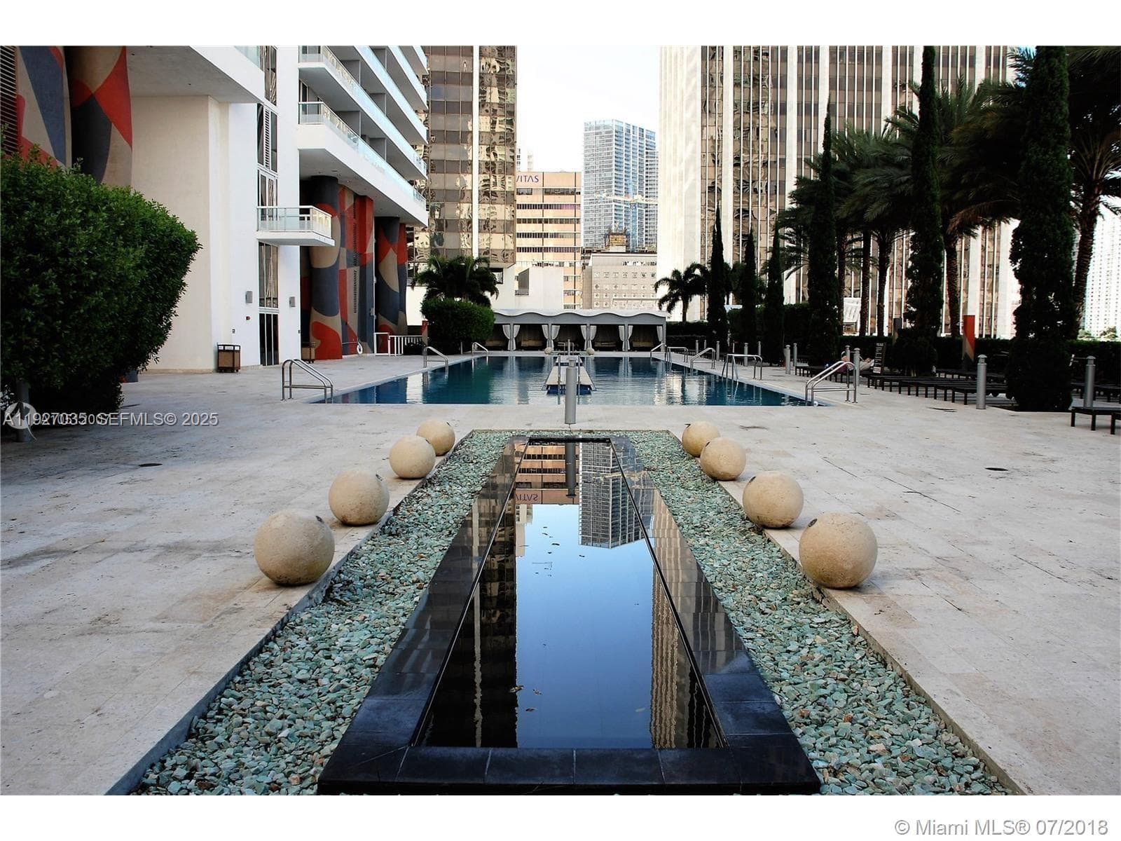 50 BISCAYNE BLVD # 1703, Miami FL 33132 — 29