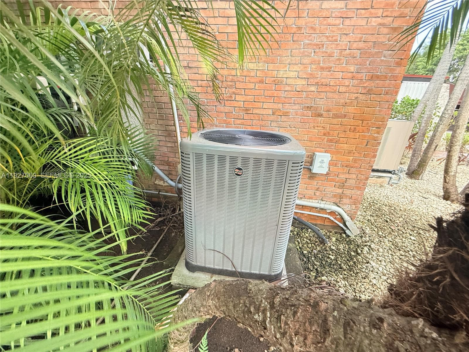 5877 SW 123rd Ave, Miami FL 33183 — 23