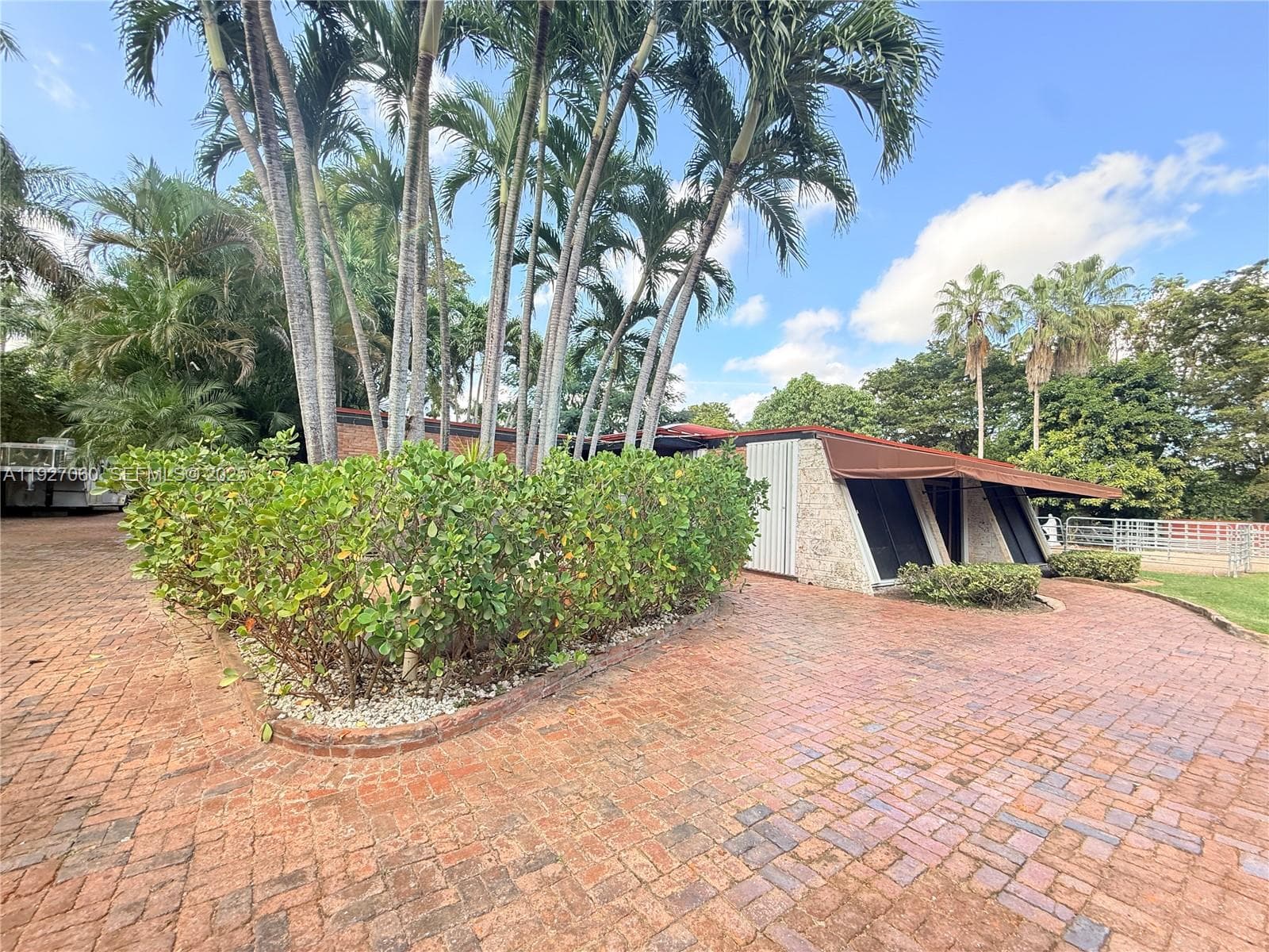 5877 SW 123rd Ave, Miami FL 33183 — 18