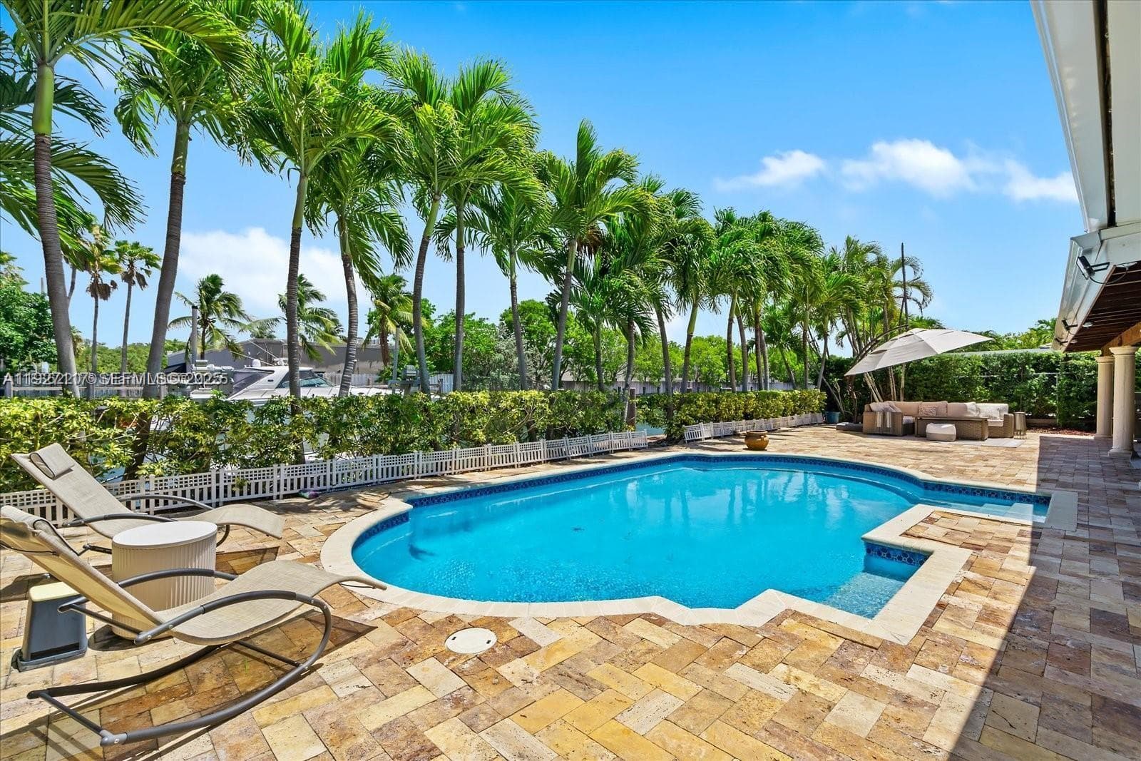 3220 NE 164th st, North Miami Beach FL 33160 — 14
