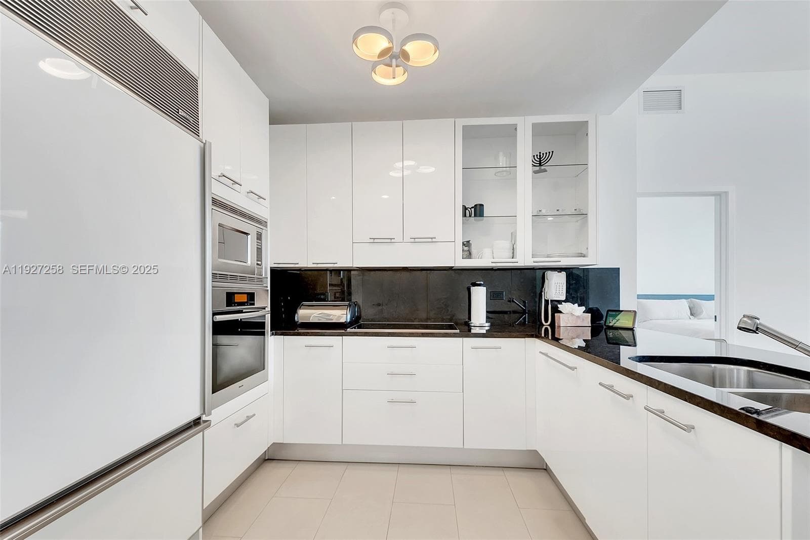 6799 Collins Ave # 312, Miami Beach FL 33141 — 2