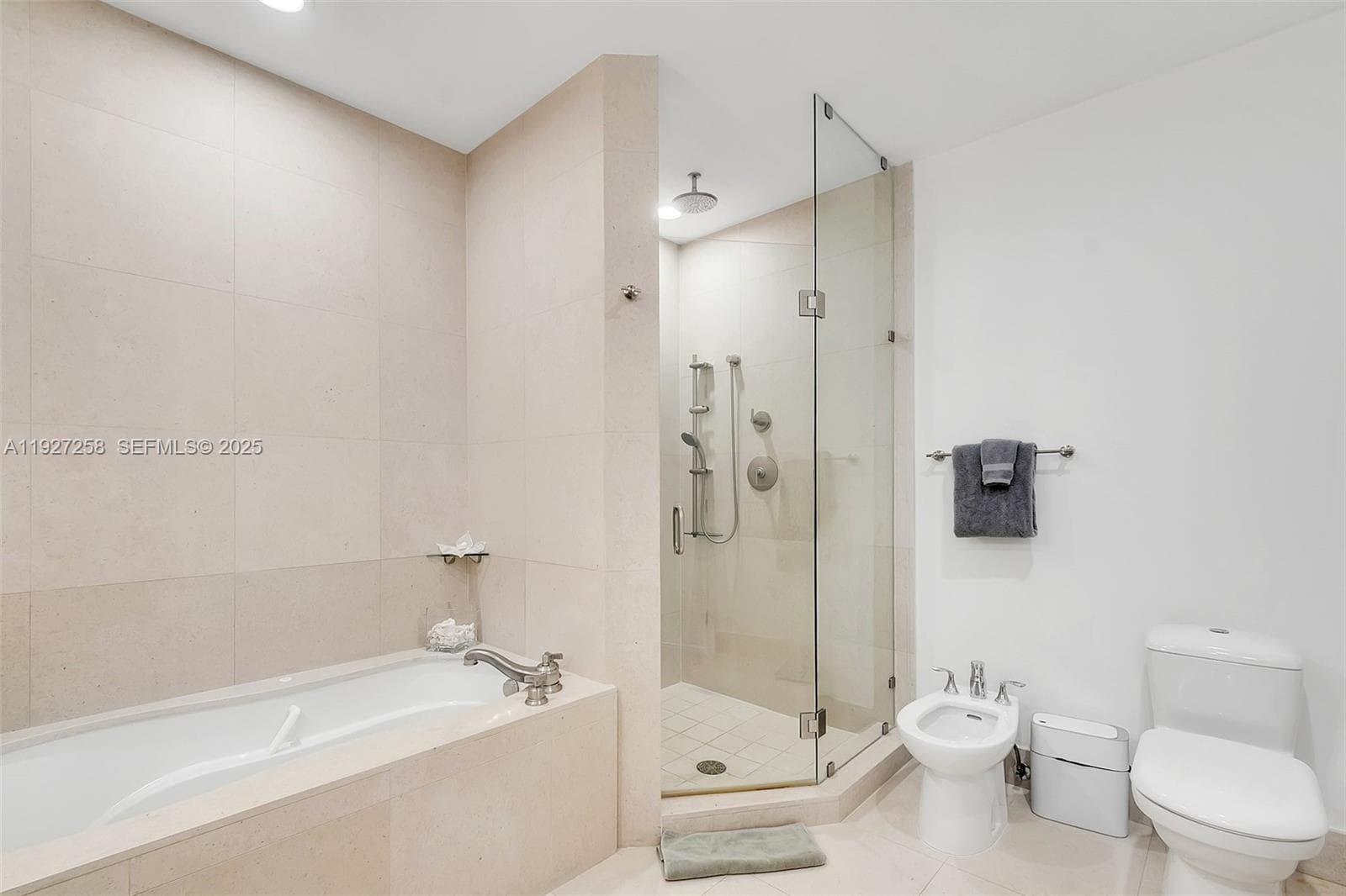 6799 Collins Ave # 312, Miami Beach FL 33141 — 13