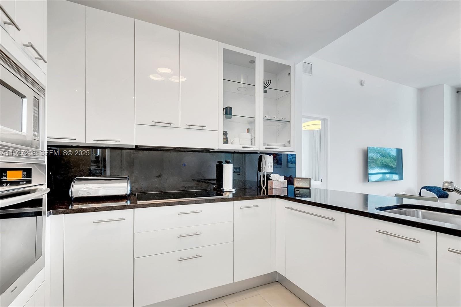 6799 Collins Ave # 312, Miami Beach FL 33141 — 3