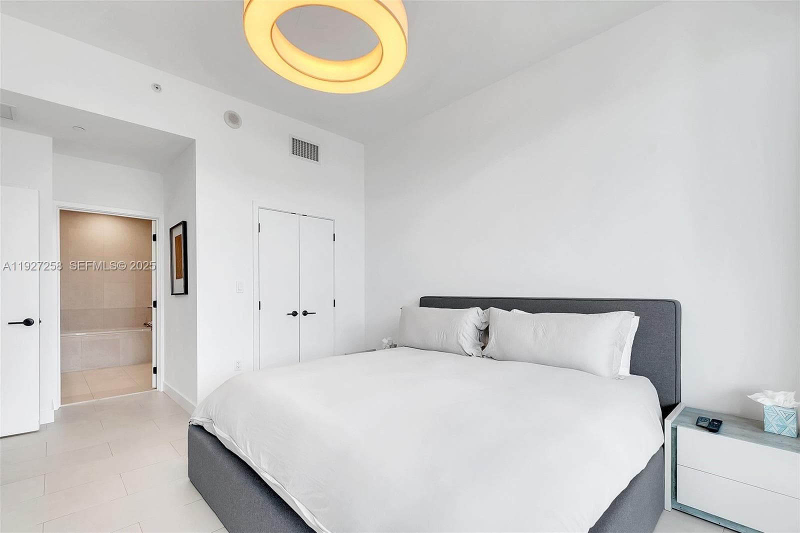 6799 Collins Ave # 312, Miami Beach FL 33141 — 10