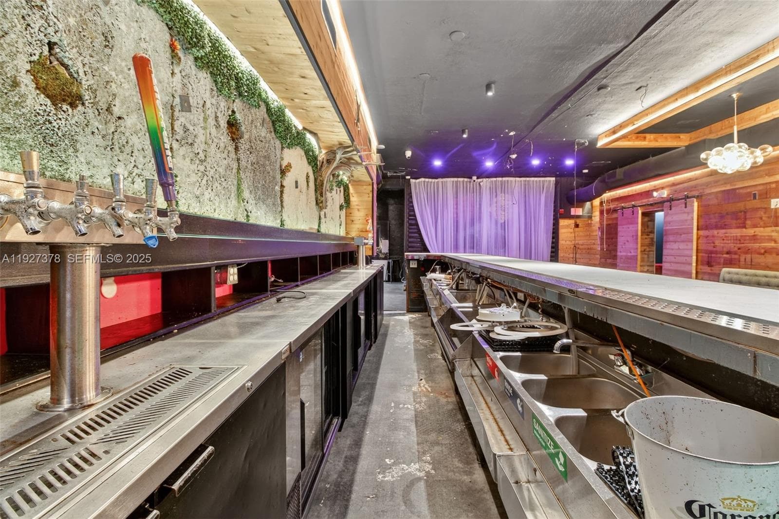 1216 Washington AVE, Miami Beach FL 33139 — 9
