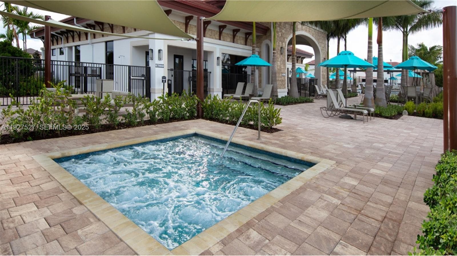 11125 W 33rd Ct, Hialeah FL 33018 — 25