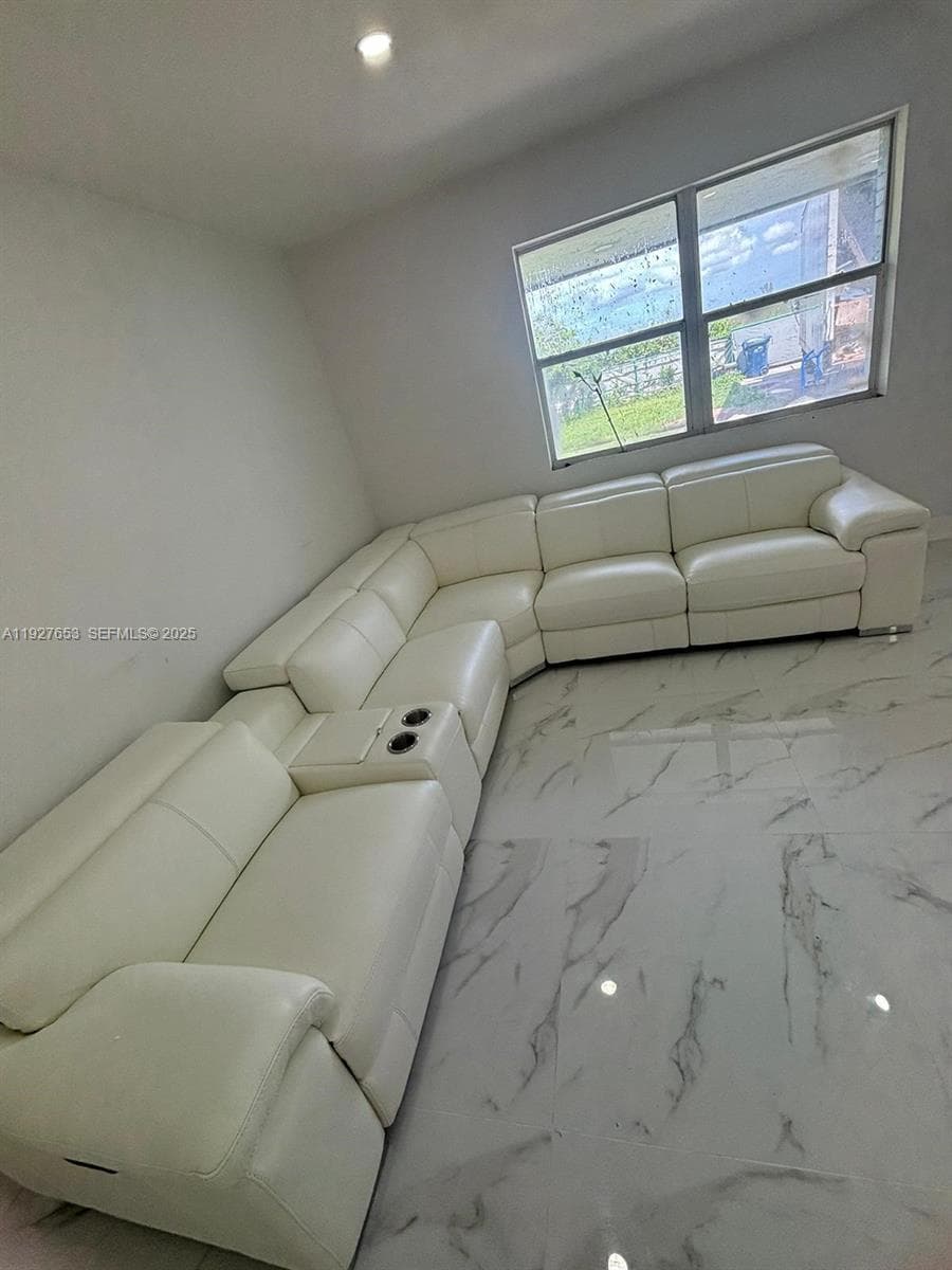 21160 SW 328th St, Homestead FL 33030 — 11