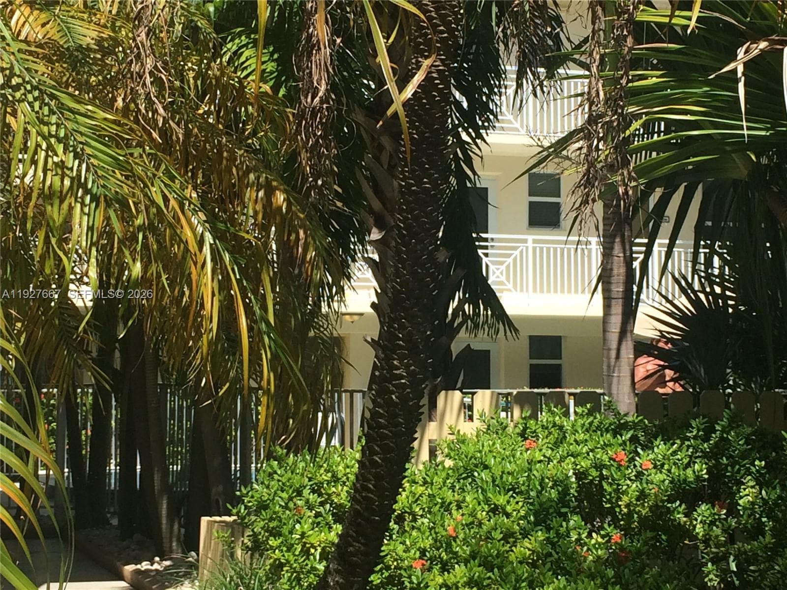 255 Sunrise Dr # 103, Key Biscayne FL 33149 — 20