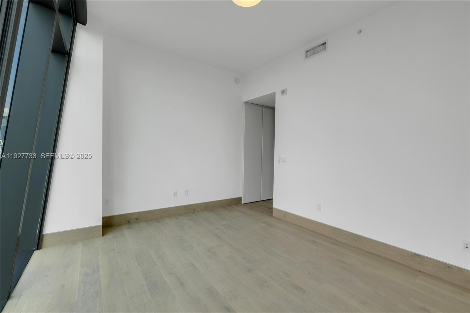 1451 Brickell Ave # 4403, Miami FL 33131 — 24