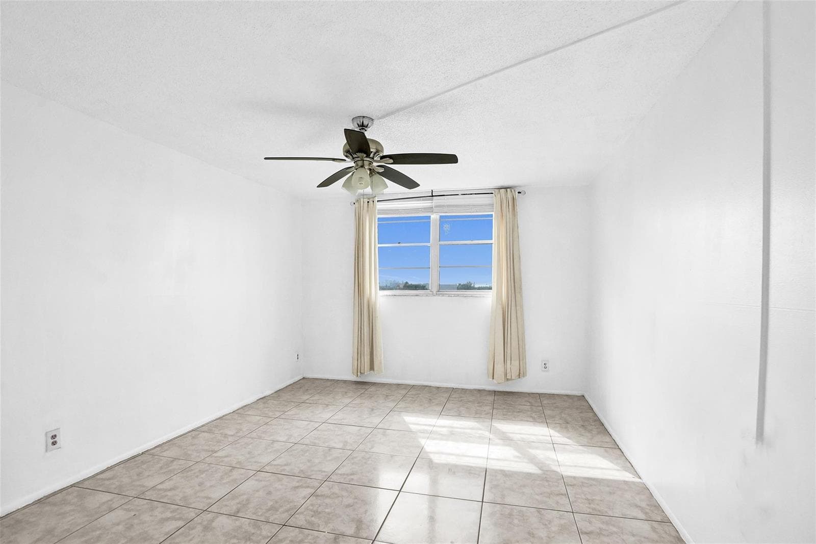 1465 NE 123rd Street # 714, North Miami FL 33161 — 7