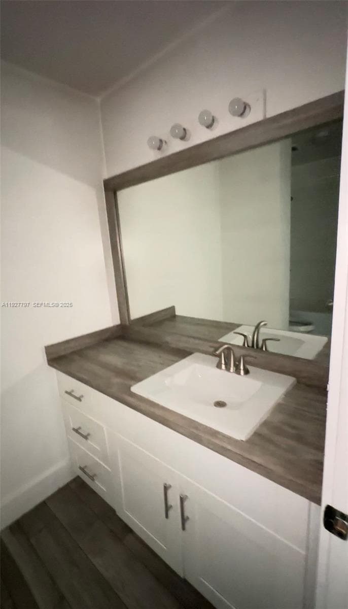 1595 NE 135th St # 427, North Miami FL 33161 — 18