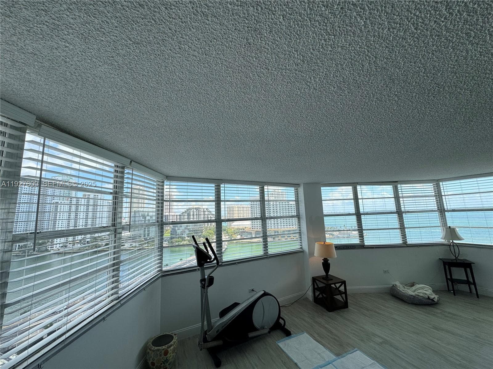 905 Brickell Bay Dr # B, Miami FL 33131 — 7