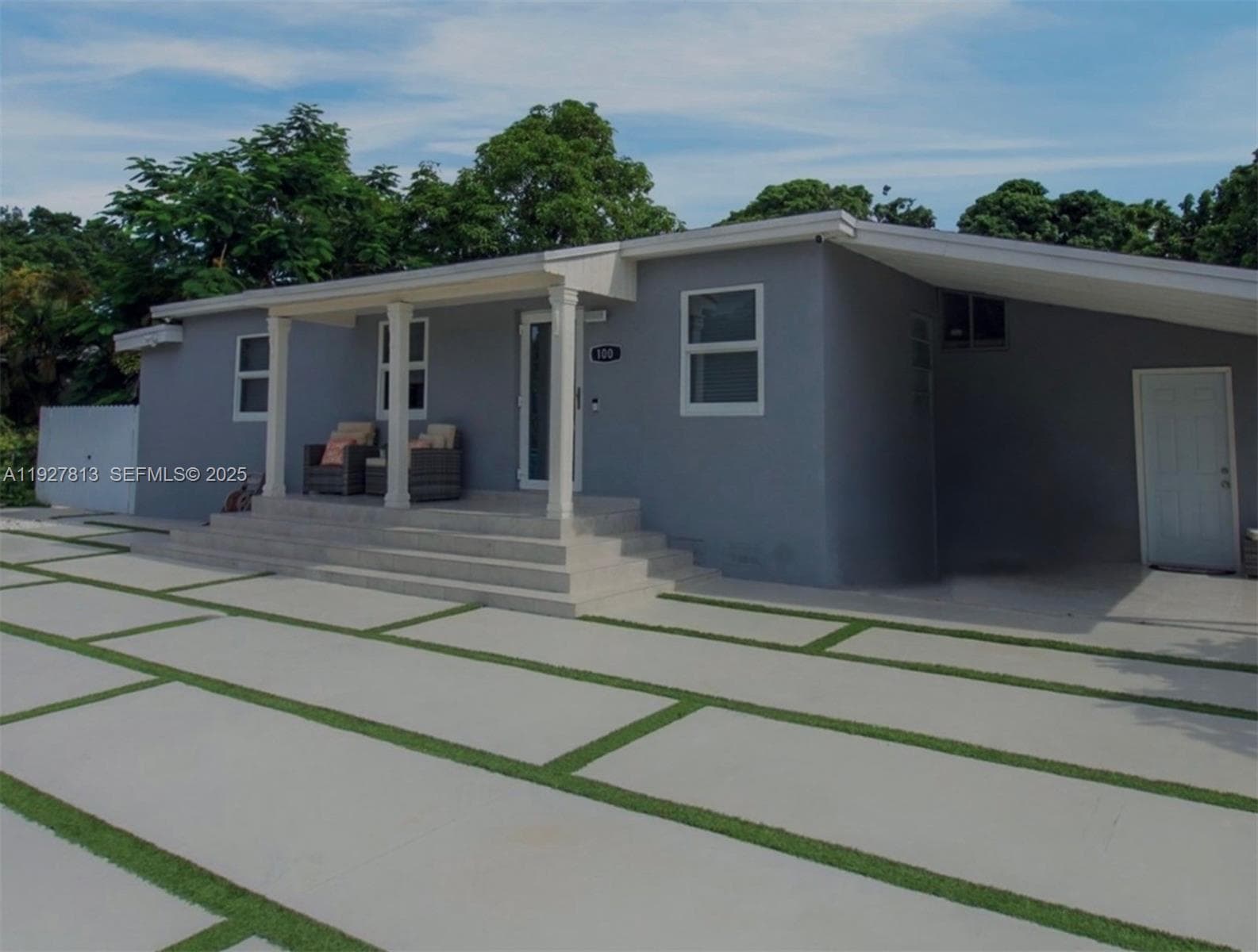 100 NE 171st Ter, Miami FL 33162 — 1