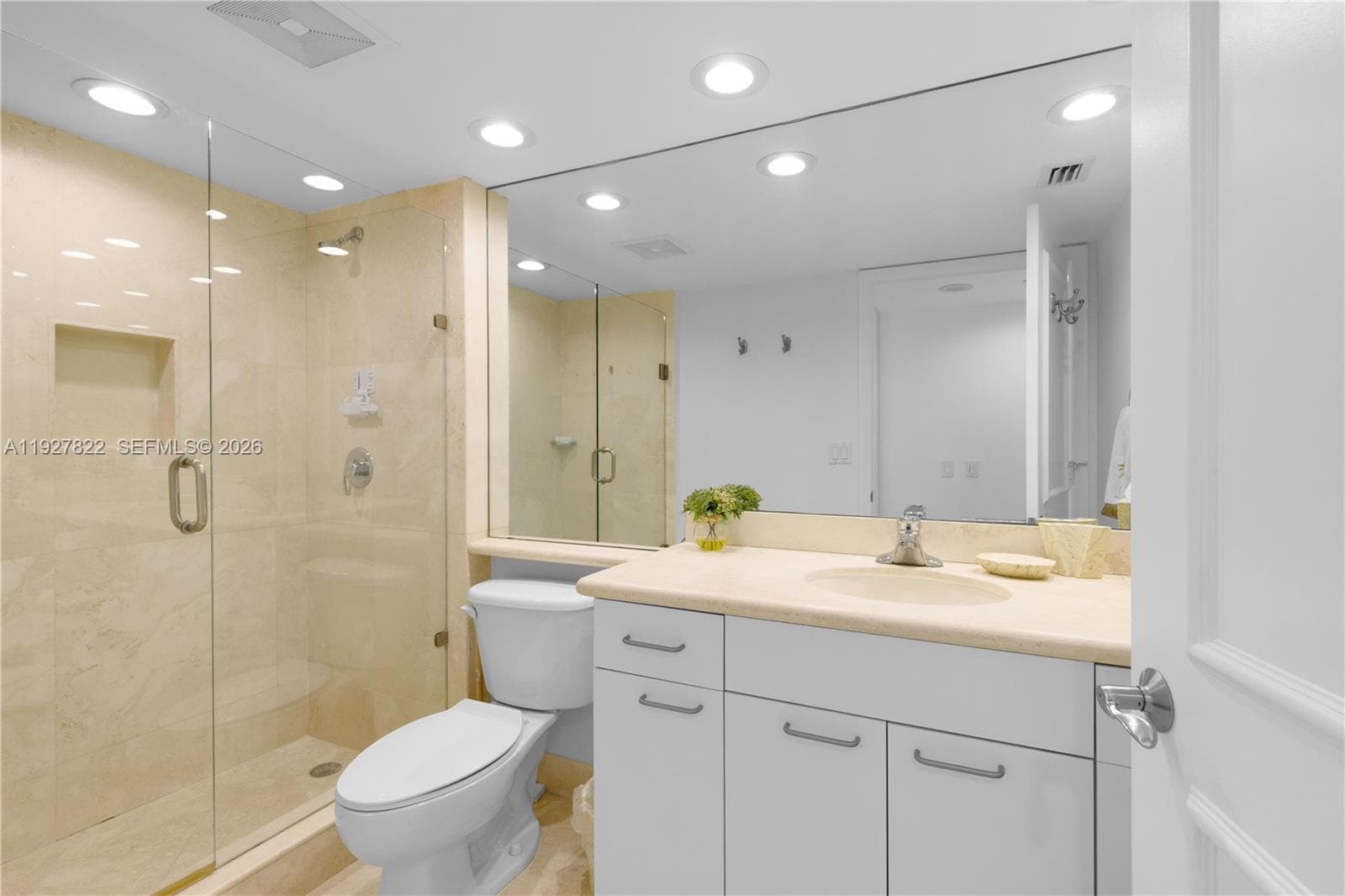 21055 Yacht Club dr # 2310, Aventura FL 33180 — 17