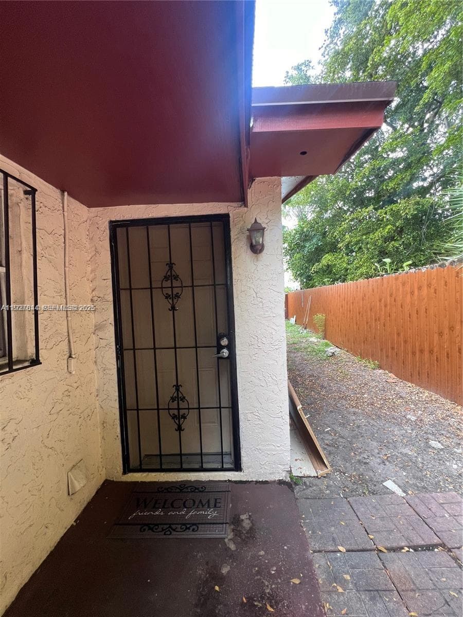 1581 NE 117 ST, Miami FL 33161 — 16