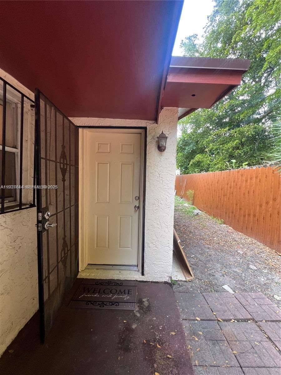1581 NE 117 ST, Miami FL 33161 — 5