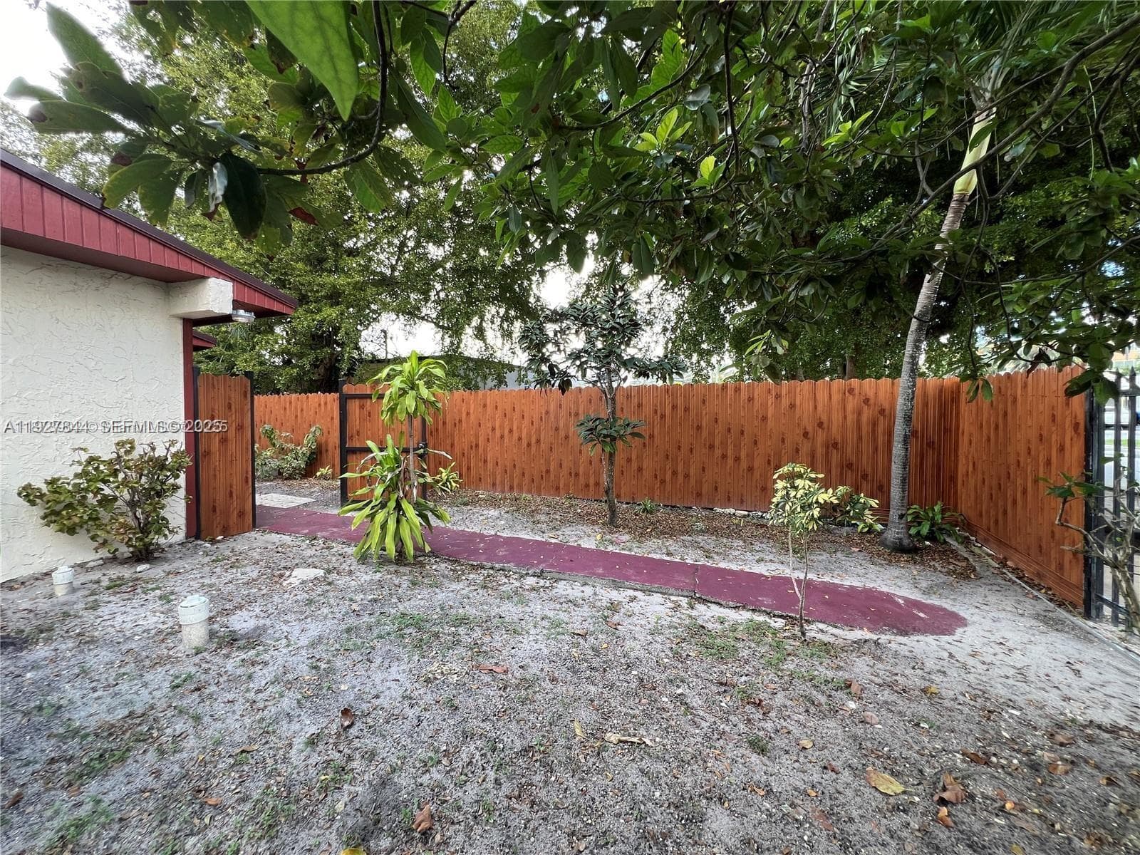 1581 NE 117 ST, Miami FL 33161 — 18