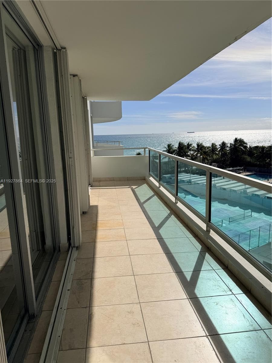 5151 Collins Ave, Miami Beach FL 33140 — 17