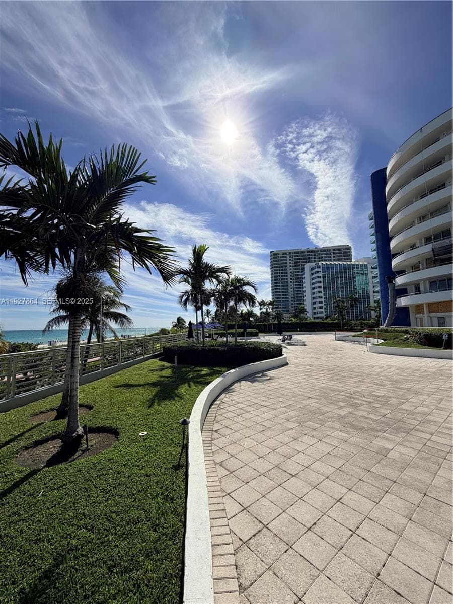 5151 Collins Ave, Miami Beach FL 33140 — 20