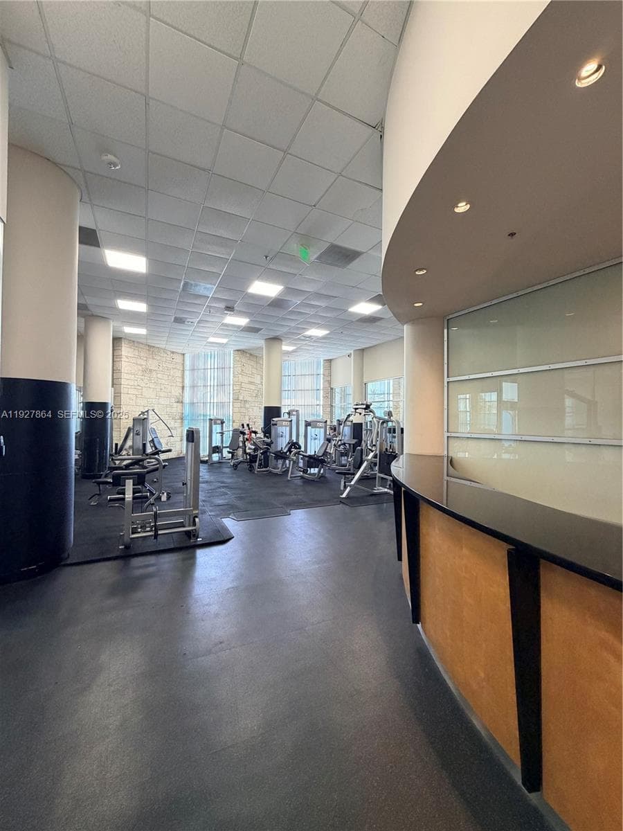 5151 Collins Ave, Miami Beach FL 33140 — 34