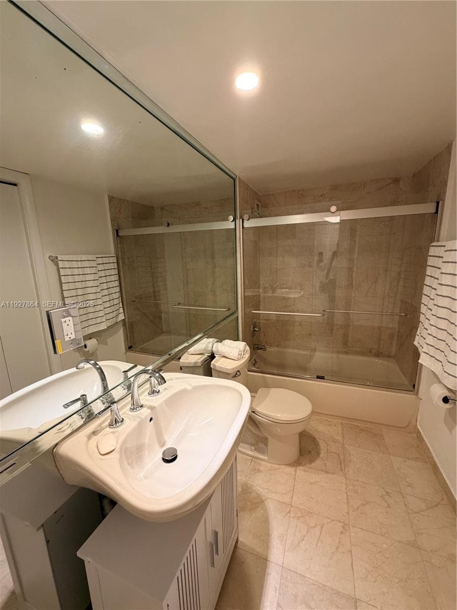 5151 Collins Ave, Miami Beach FL 33140 — 14