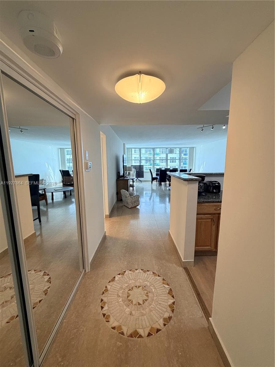 5151 Collins Ave, Miami Beach FL 33140 — 4