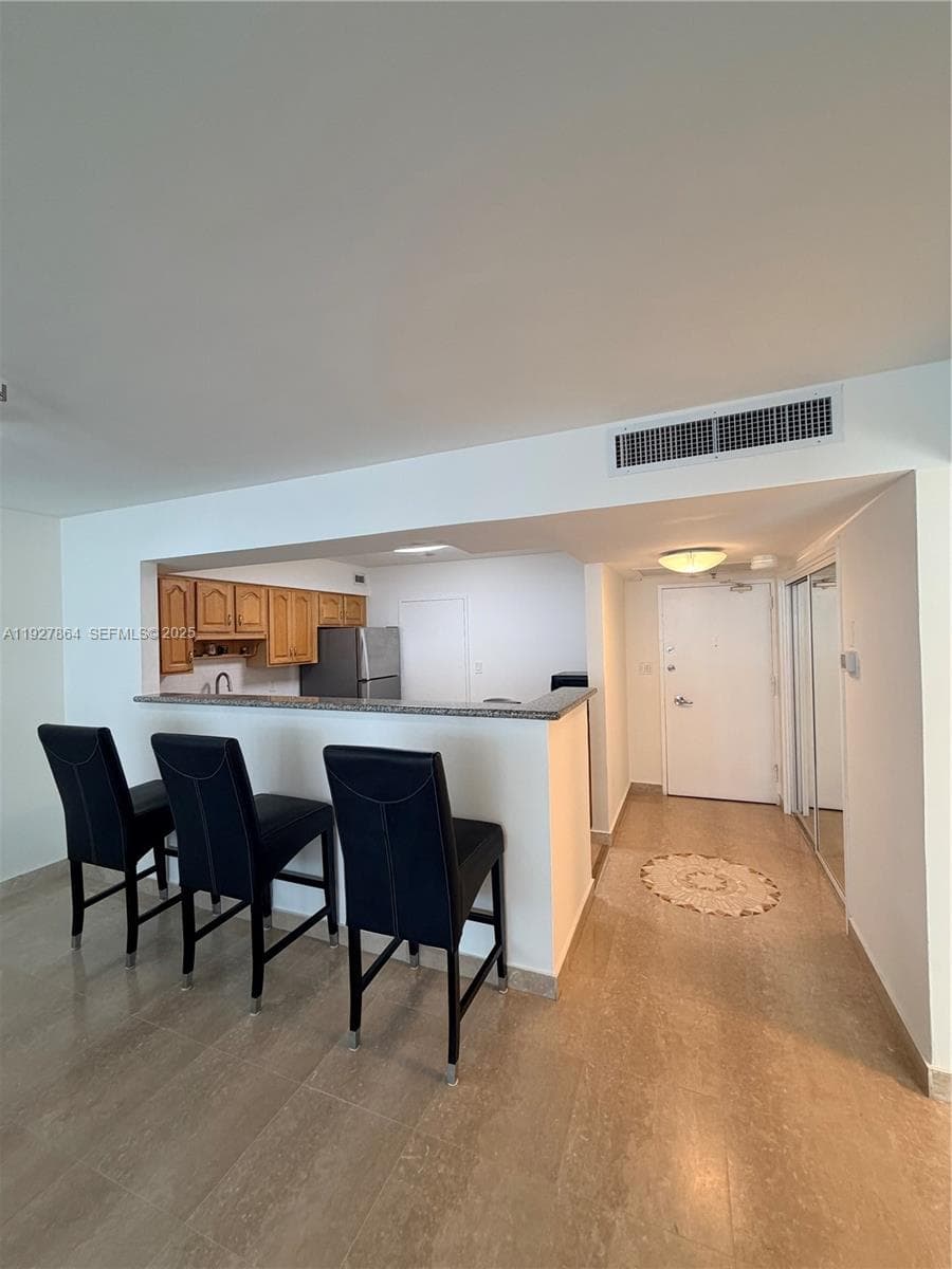 5151 Collins Ave, Miami Beach FL 33140 — 8