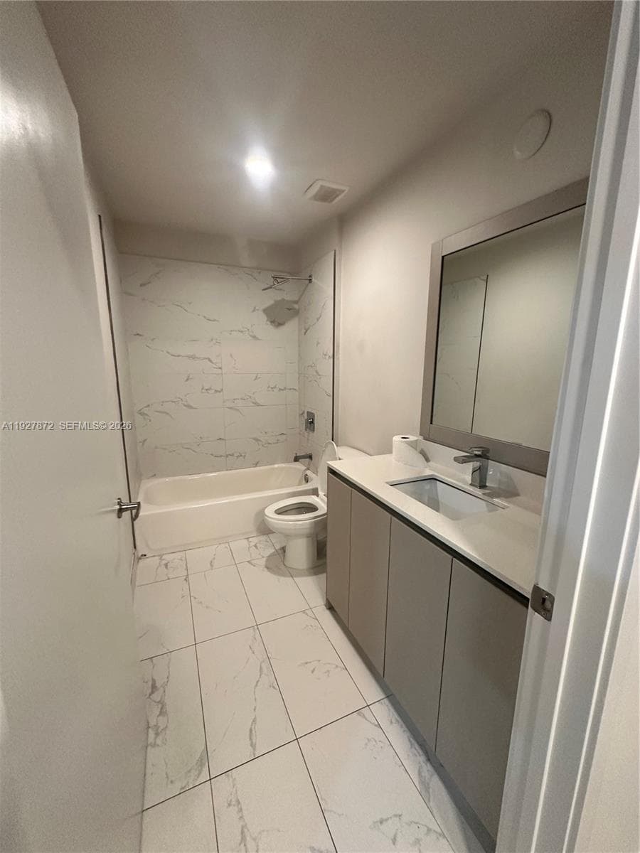 2555 NE 193rd St # 2116, Miami FL 33180 — 9