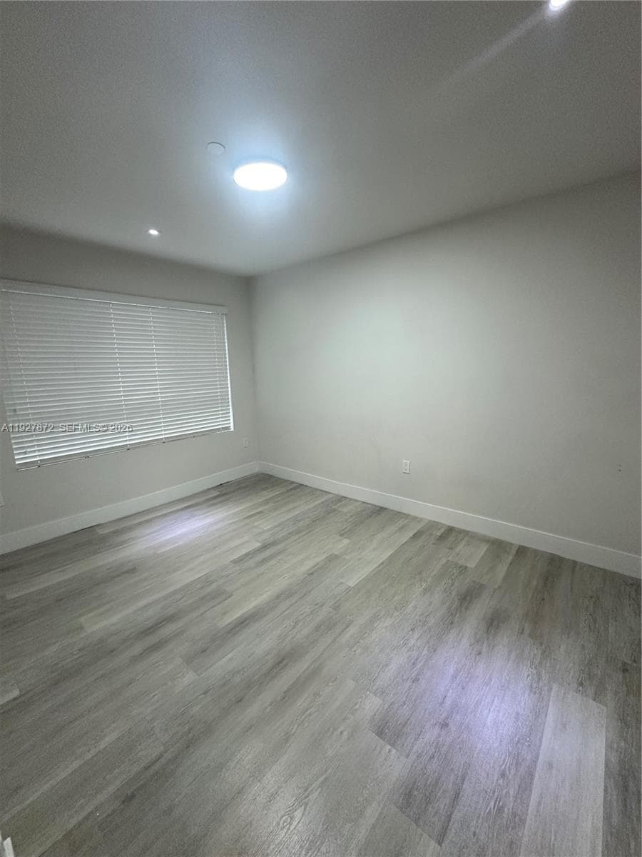 2555 NE 193rd St # 2116, Miami FL 33180 — 10