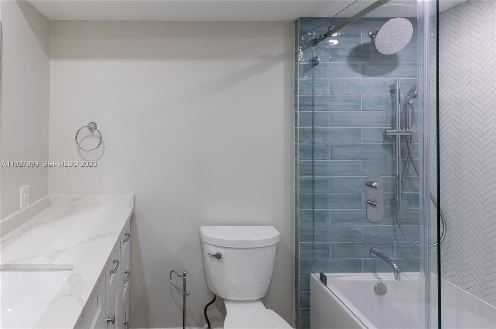 6855 Edgewater Dr, Coral Gables FL 33133 — 16
