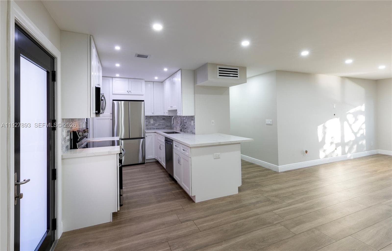 6855 Edgewater Dr, Coral Gables FL 33133 — 1