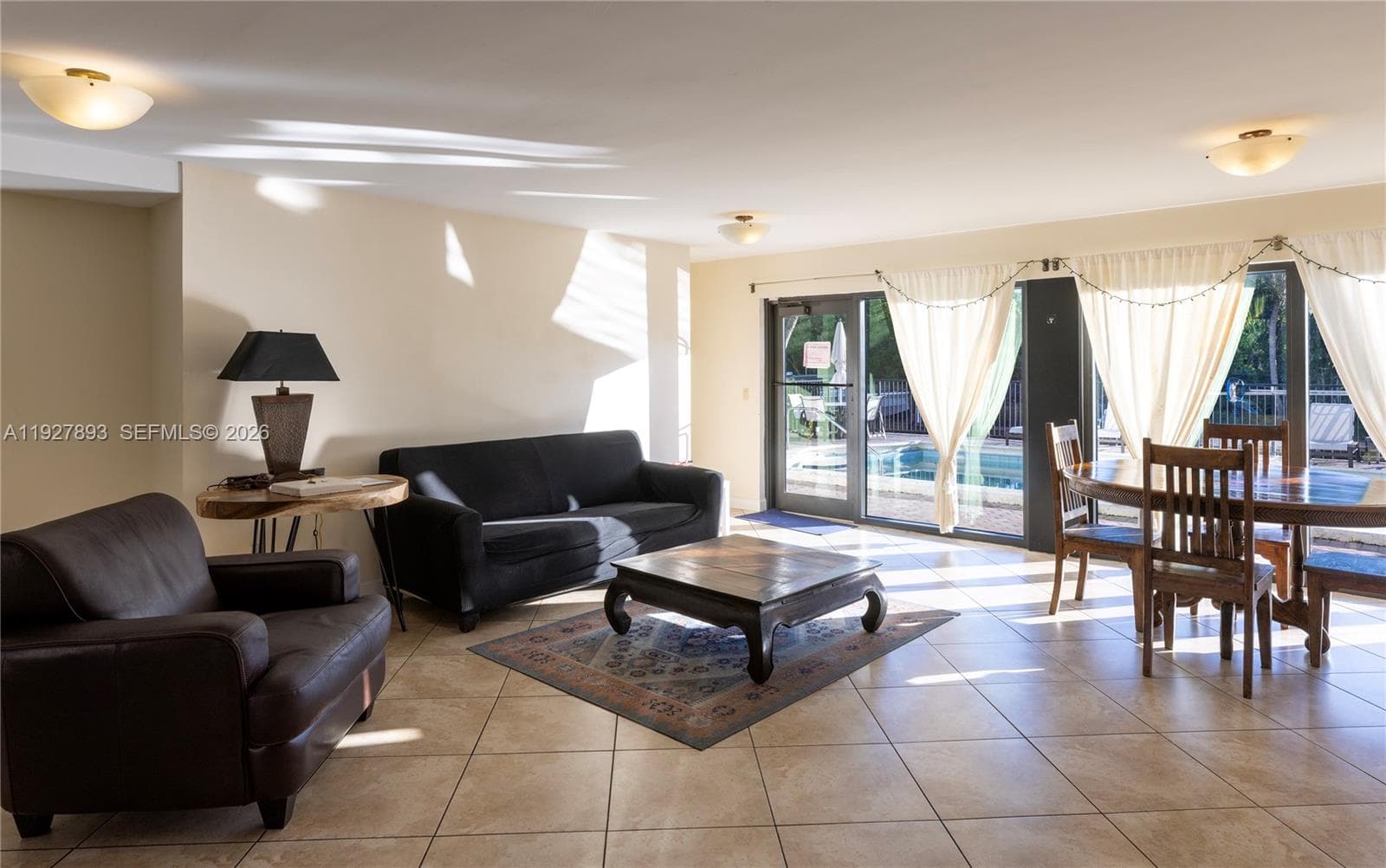 6855 Edgewater Dr, Coral Gables FL 33133 — 33