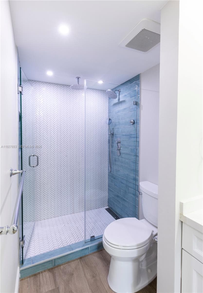 6855 Edgewater Dr, Coral Gables FL 33133 — 29