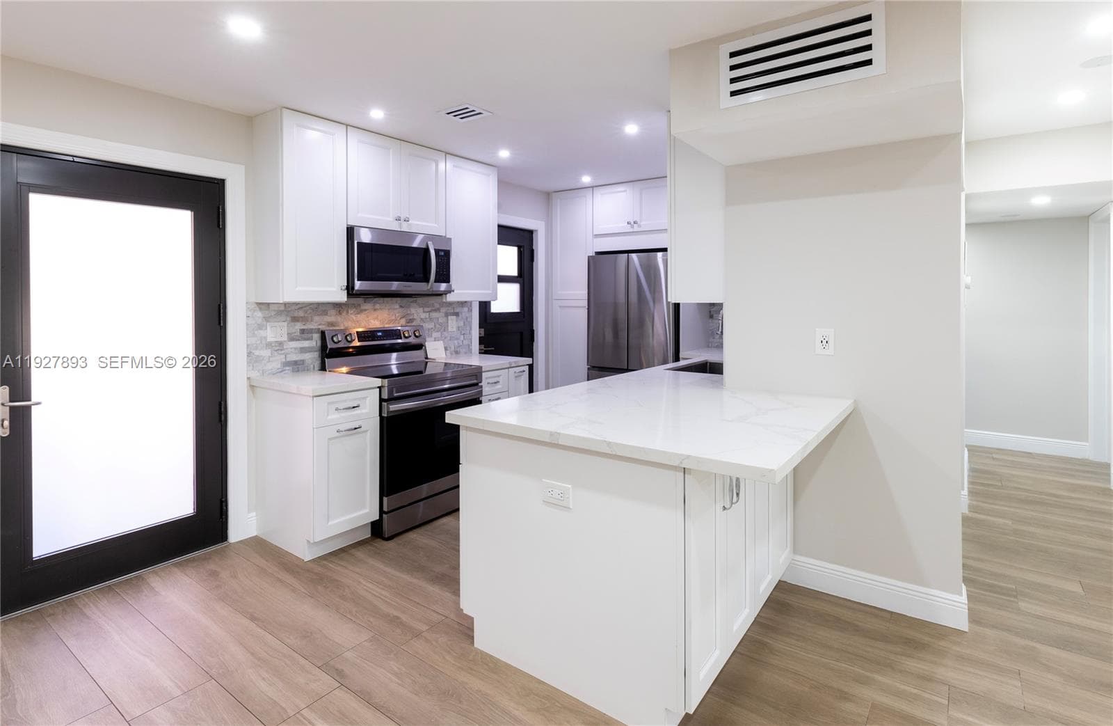 6855 Edgewater Dr, Coral Gables FL 33133 — 4