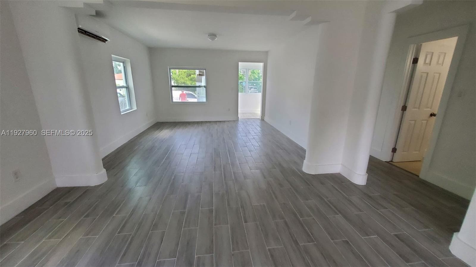 560 NW 53rd St, Miami FL 33127 — 9