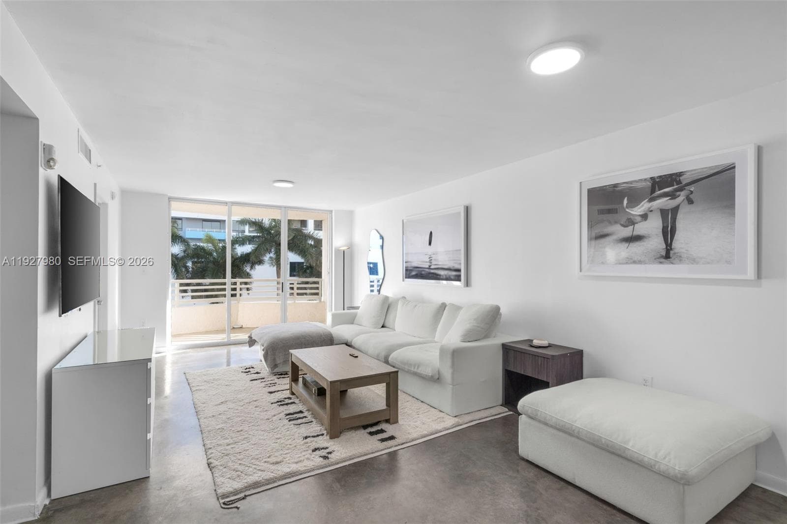 1401 Bay Rd # 405, Miami Beach FL 33139 — 1