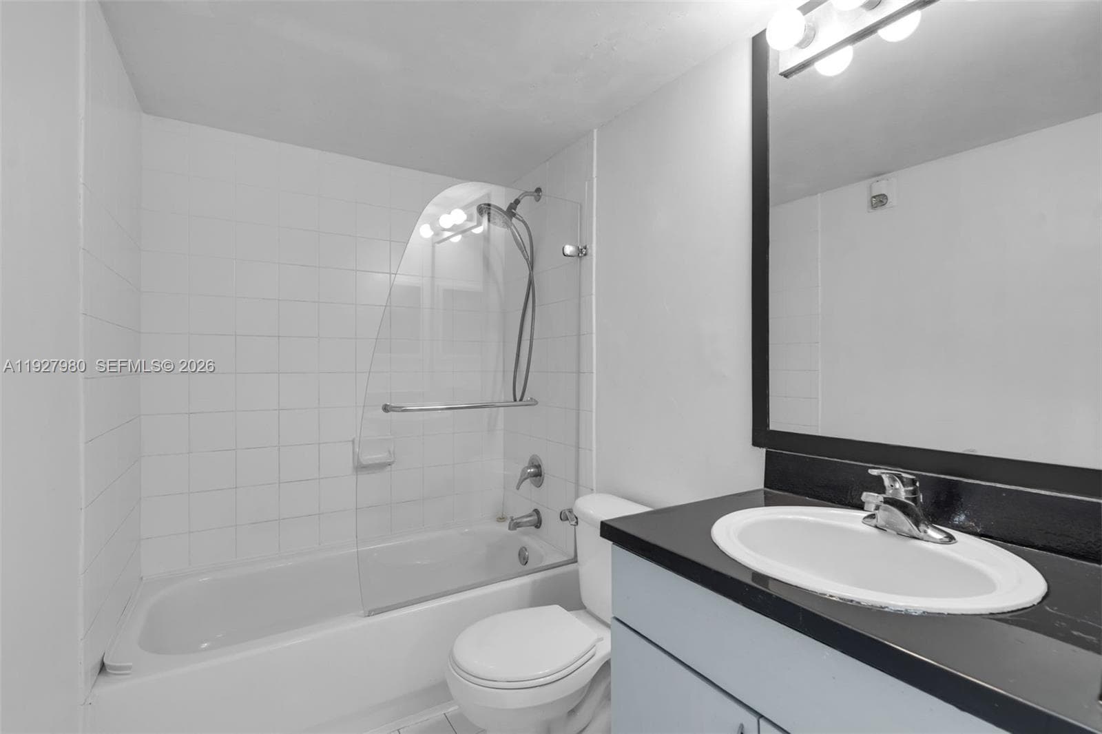 1401 Bay Rd # 405, Miami Beach FL 33139 — 15