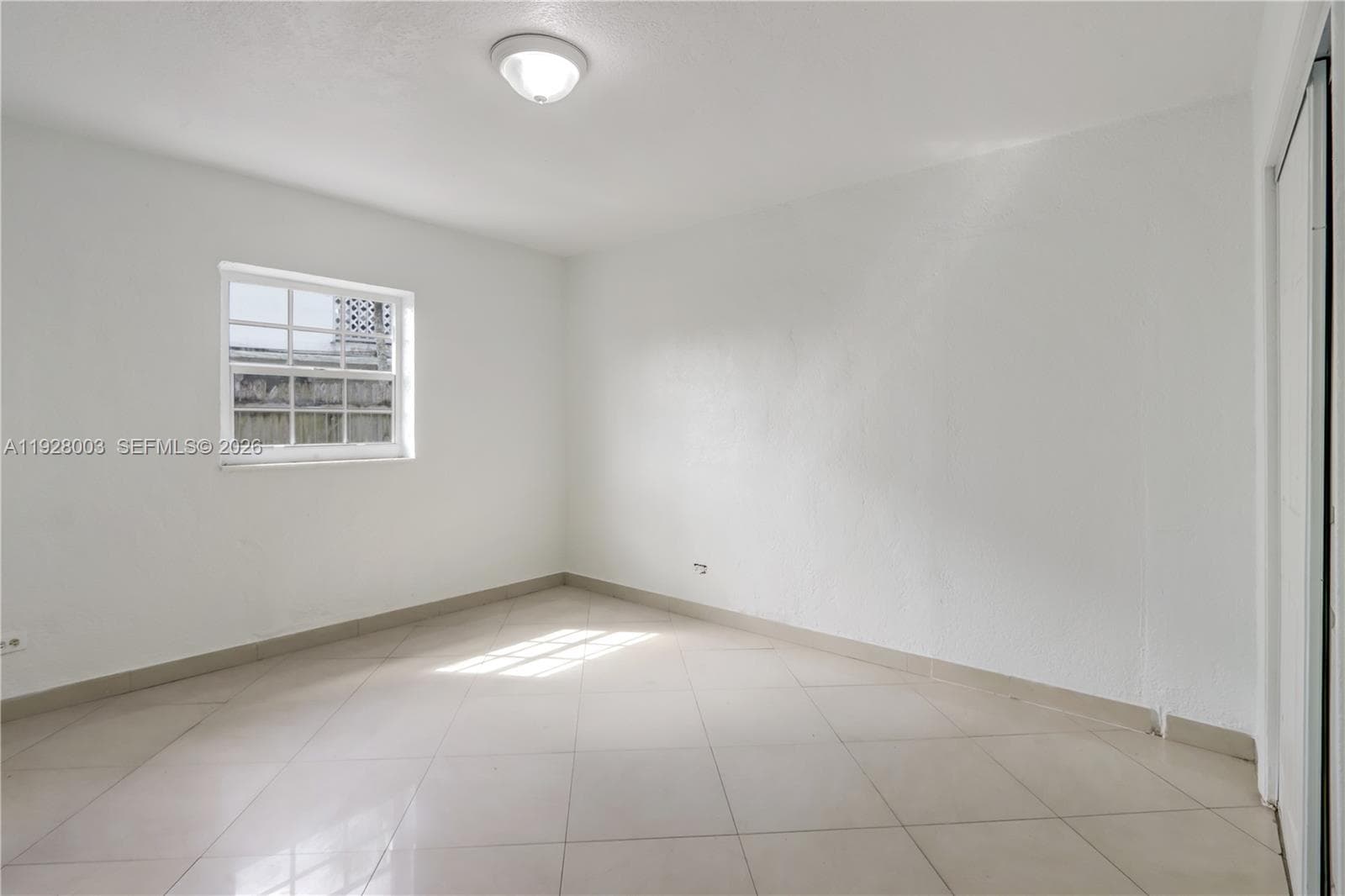 1540 E 8th Ct, Hialeah FL 33010 — 13