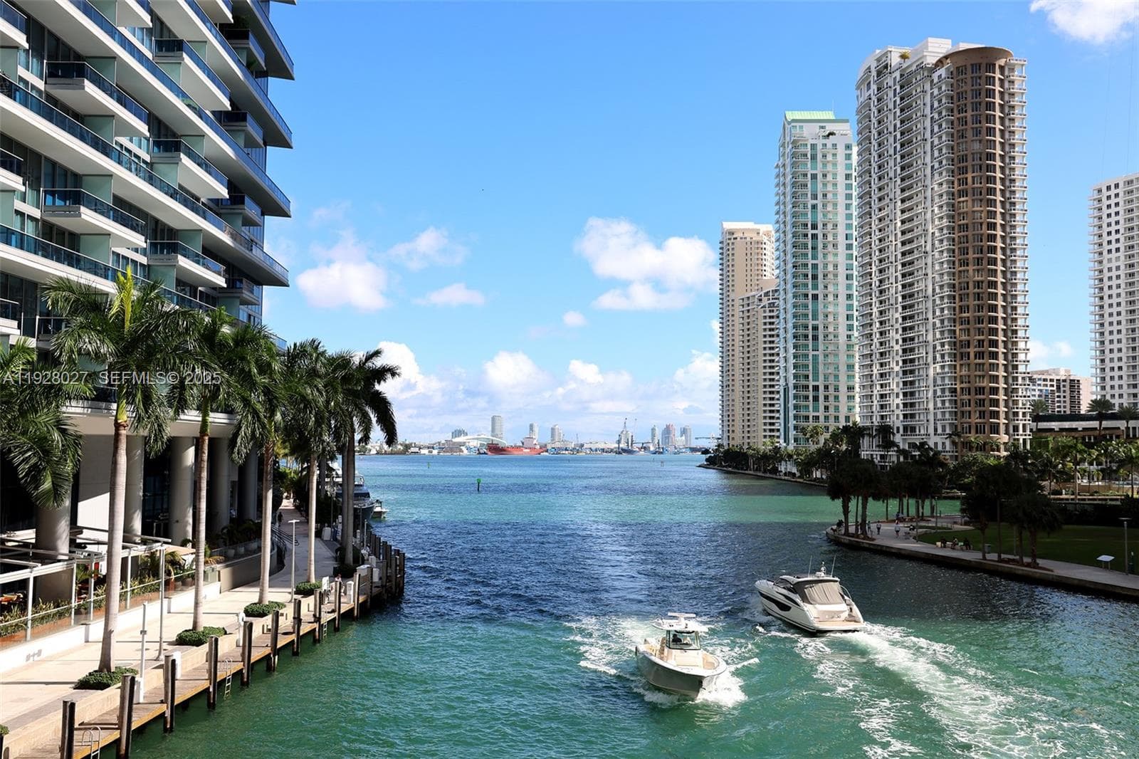 900 Brickell Key Blvd # 2002, Miami FL 33131 — 27