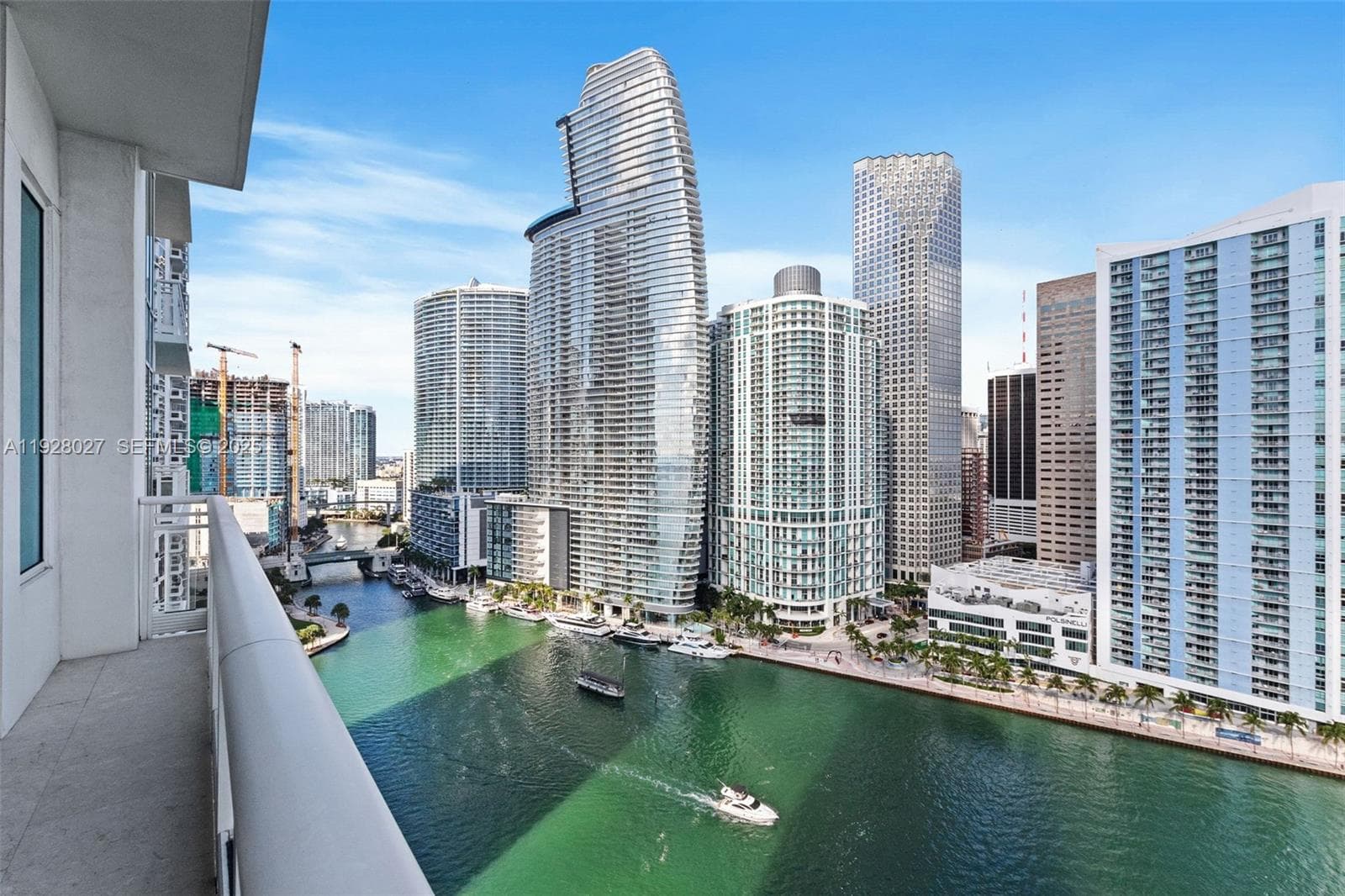 900 Brickell Key Blvd # 2002, Miami FL 33131 — 3
