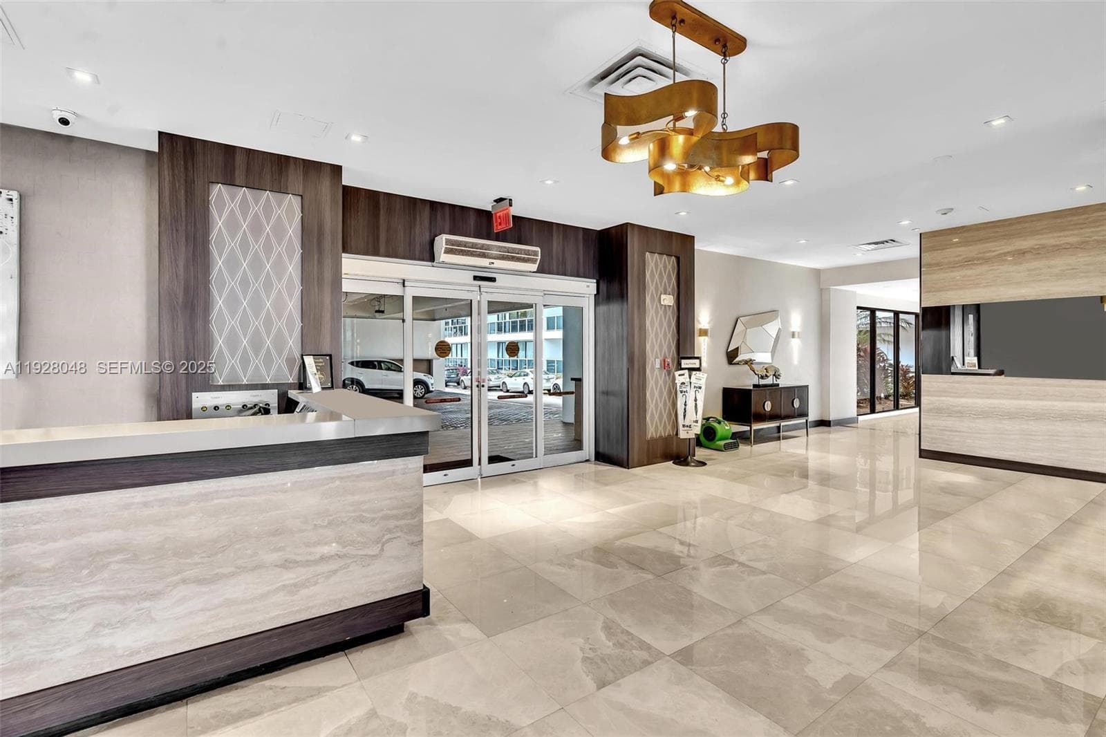 20505 E Country Club Dr # 138, Aventura FL 33180 — 28