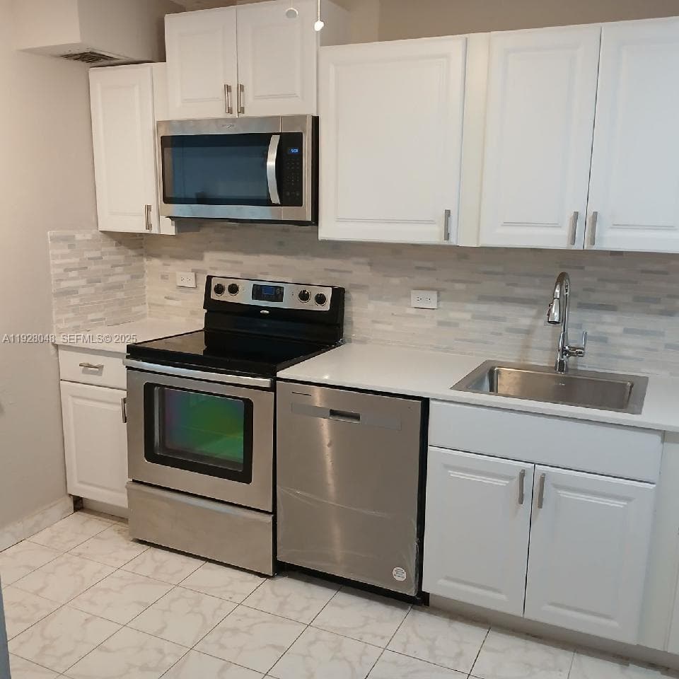 20505 E Country Club Dr # 138, Aventura FL 33180 — 8