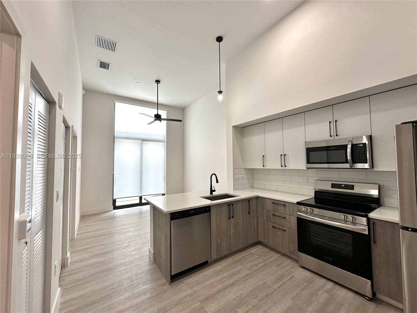 18412 Homestead Ave # 110, Miami FL 33157 — 1