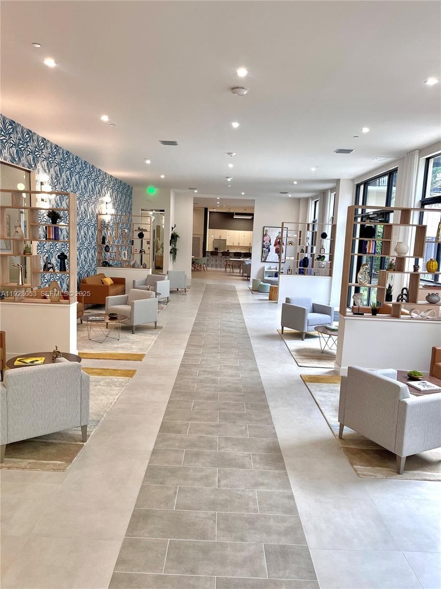 18412 Homestead Ave # 110, Miami FL 33157 — 11