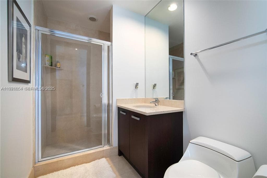 18101 Collins Ave # 1101, Sunny Isles Beach FL 33160 — 20