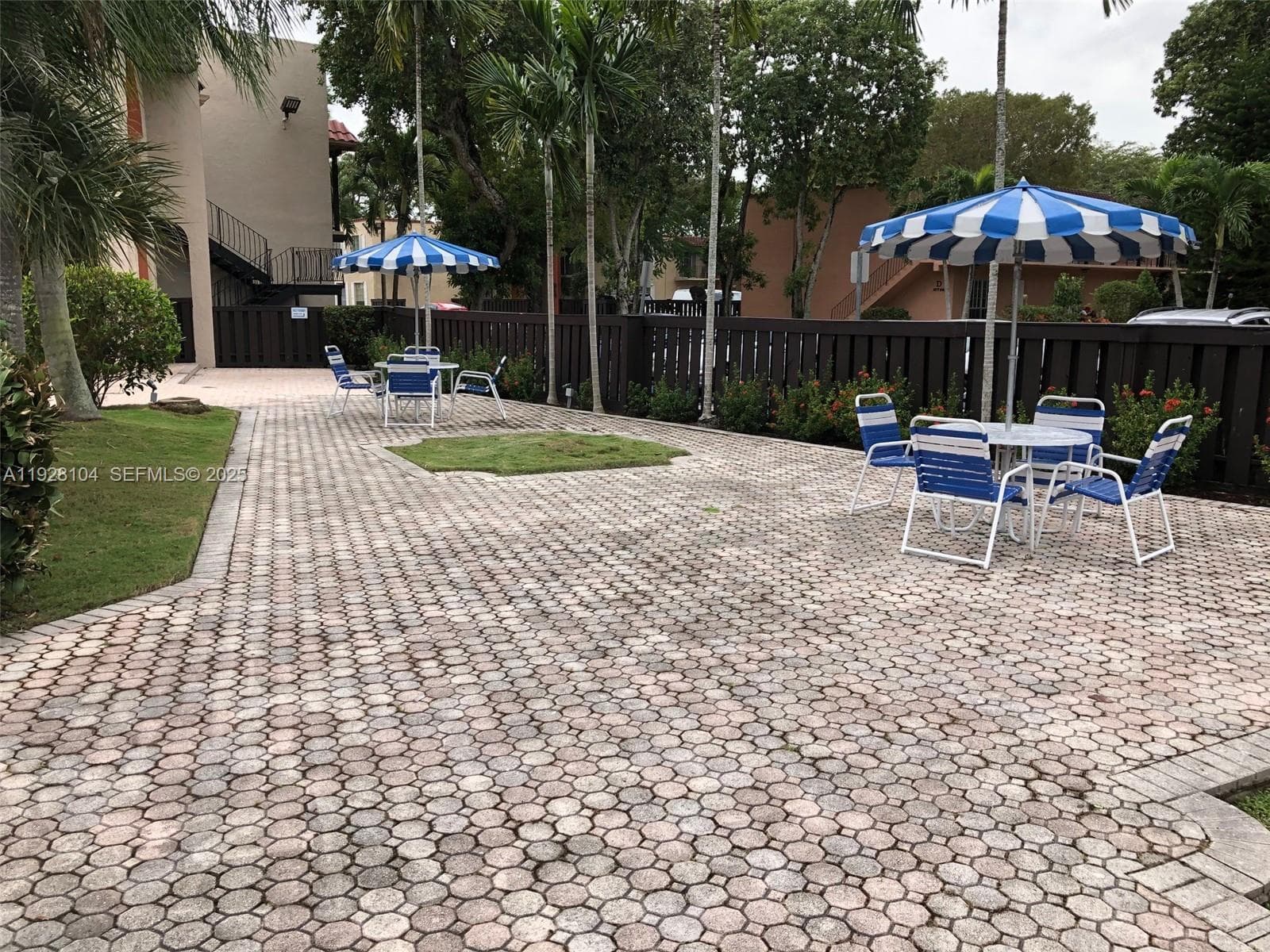 10740 N Kendall Dr # 24, Miami FL 33176 — 10